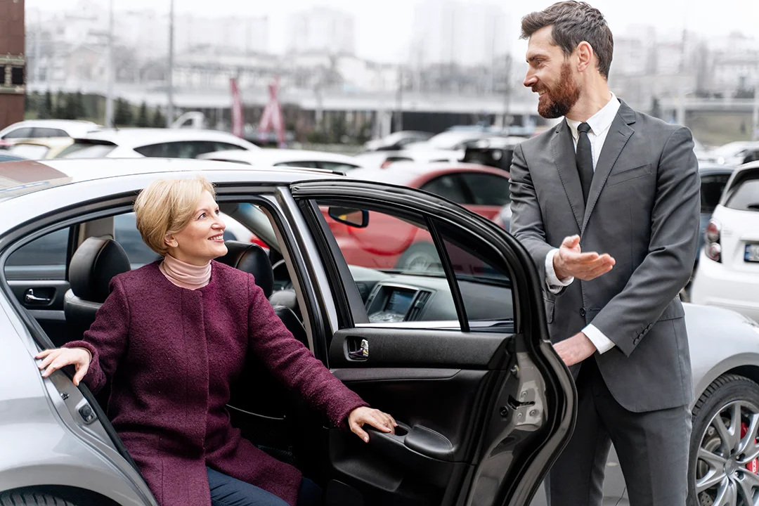 Taxi Driver Female Client Vienna Airport